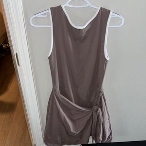 Abercrombie & Fitch YPB Toe Game Dress